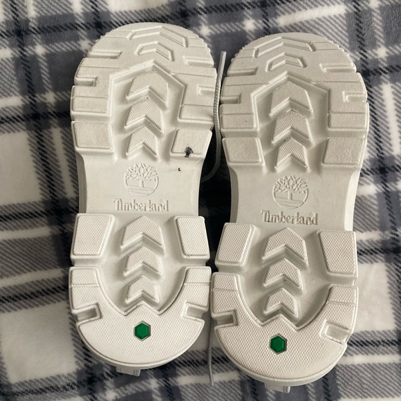 Timberland Chunky Sole Boots - Light Gray - Picture 5 of 8